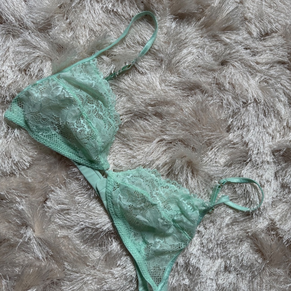 Savage X Fenty Lace Bralette Bay Green - Picture 3 of 5